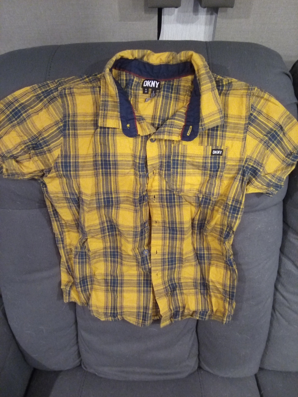 DKNY Men’s Yellow Plaid Short-Sleeve Shirt Size Small S